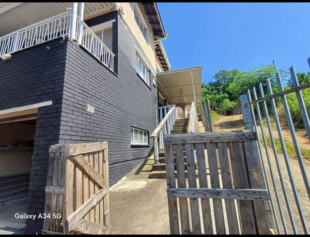 8 BEDROOM HOUSE FOR SALE IN RESERVOIR HILLS